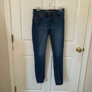 Denizen Modern Skinny Jeans